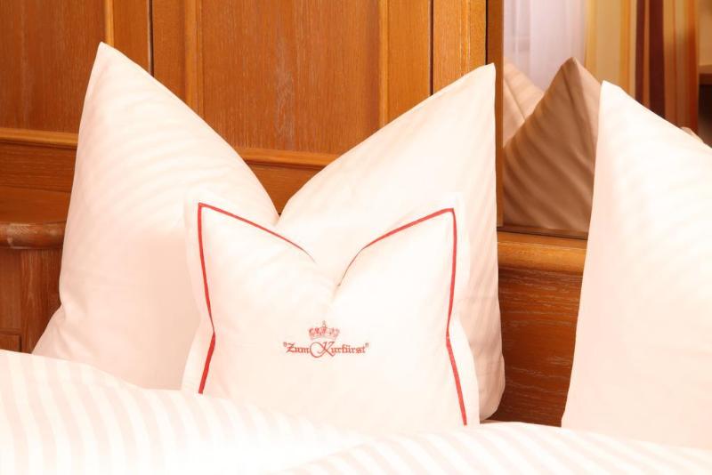 Hotel Am Schlosspark Zum Kurfurst - Genel