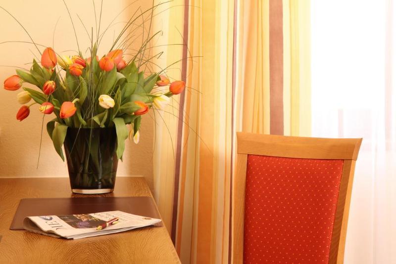 Hotel Am Schlosspark Zum Kurfurst - Genel
