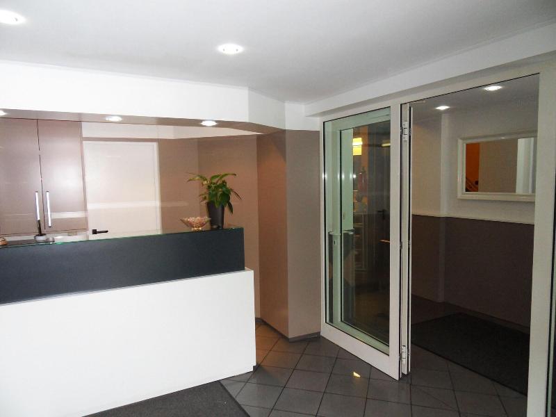Carlton Hotel - Lobi