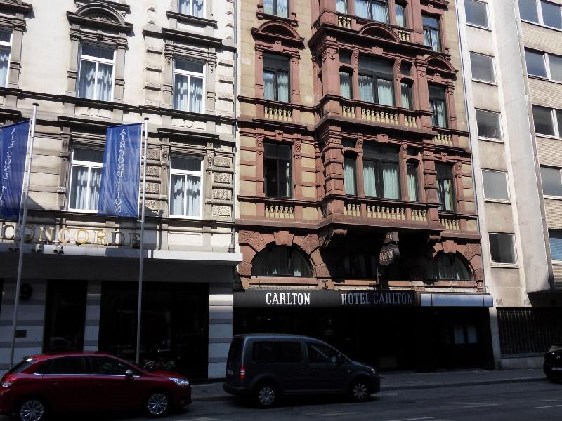 Carlton Hotel - Oda