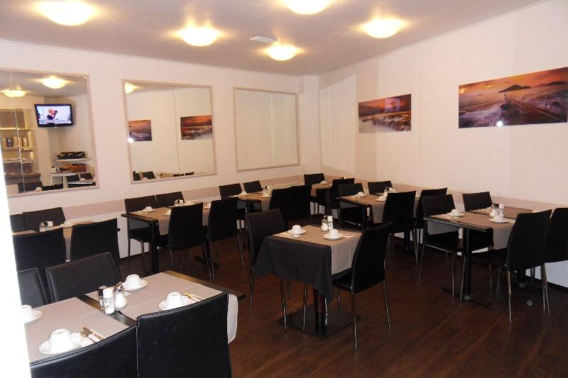 Carlton Hotel - Restoran