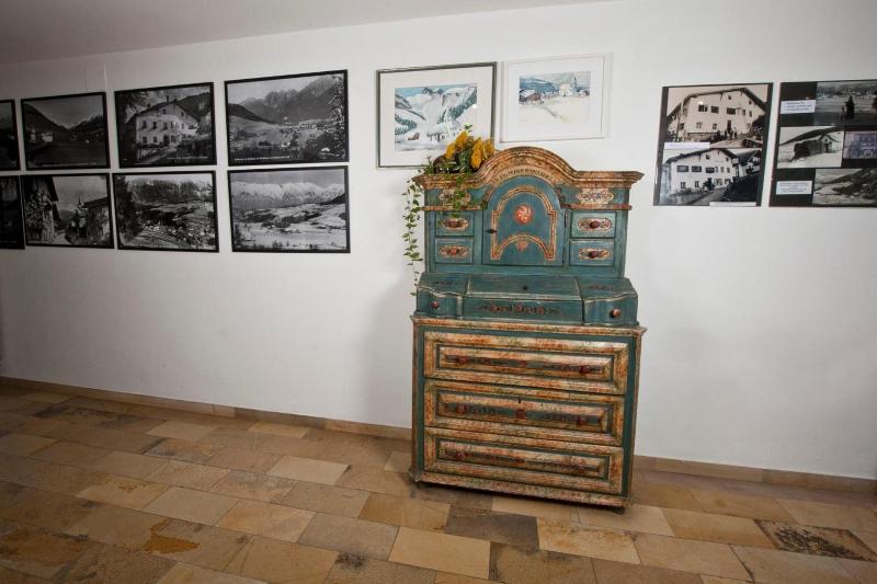 Gasthof Hotel Handl - Lobi