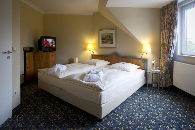 Country Hotel Timmendorfer Strand - Genel