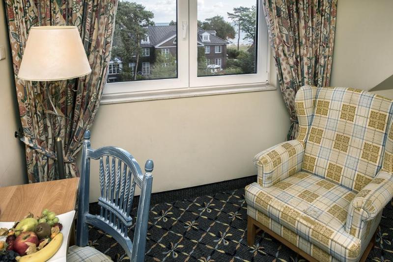 Country Hotel Timmendorfer Strand - Genel