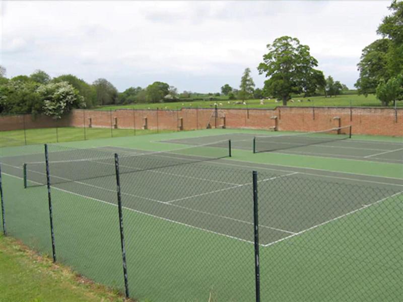 Horwood House - Aktivite