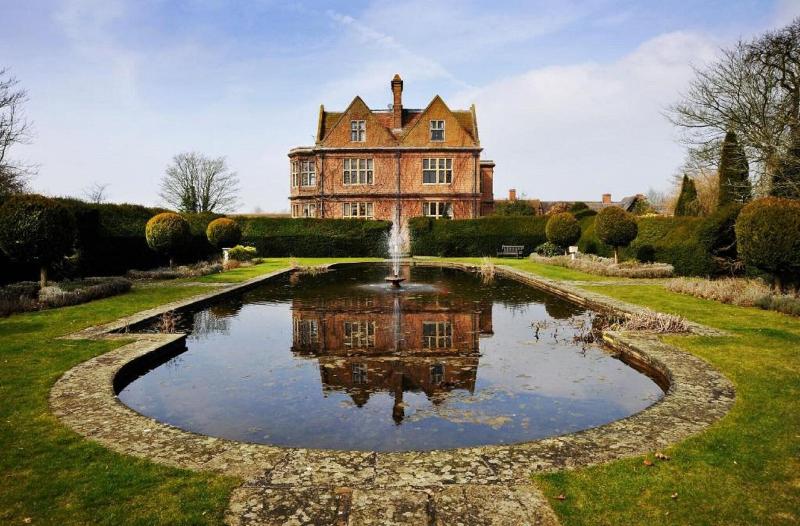 Horwood House - Genel
