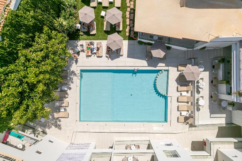 Tarra Seaside Hotel - Genel