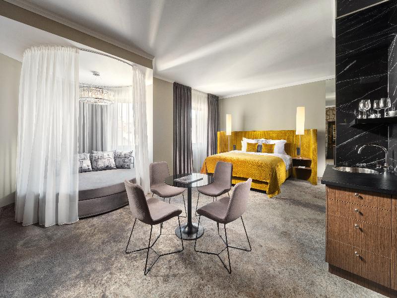 Mamaison Hotel Chain Bridge Budapest - Oda