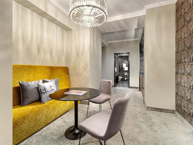 Mamaison Hotel Chain Bridge Budapest - Oda