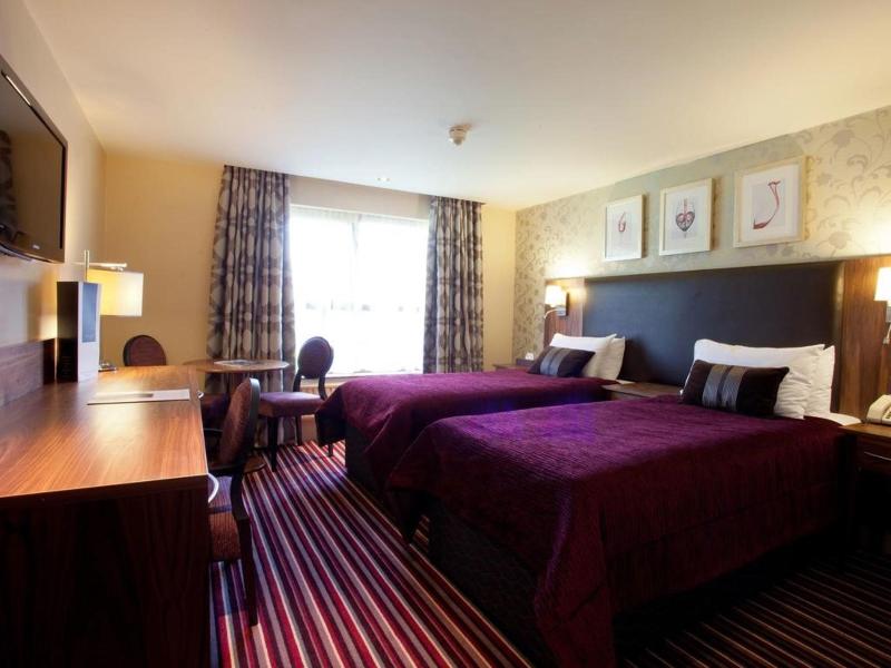 Gloucester Robinswood Hotel By Sunday - Oda
