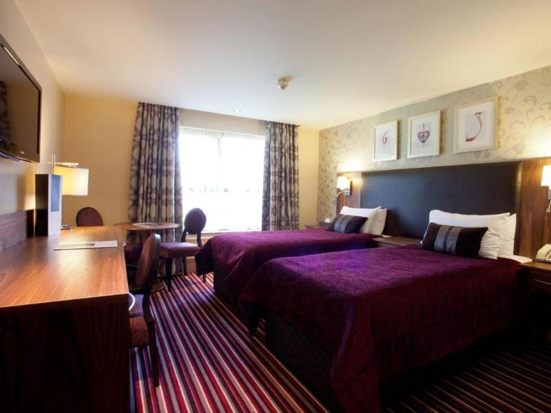 Gloucester Robinswood Hotel By Sunday - Oda