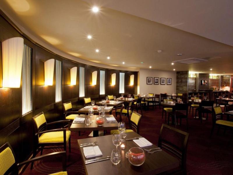 Gloucester Robinswood Hotel By Sunday - Restoran