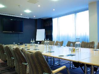 London Croydon Aerodrome Hotel by Sunday fotoÄŸrafÄ±