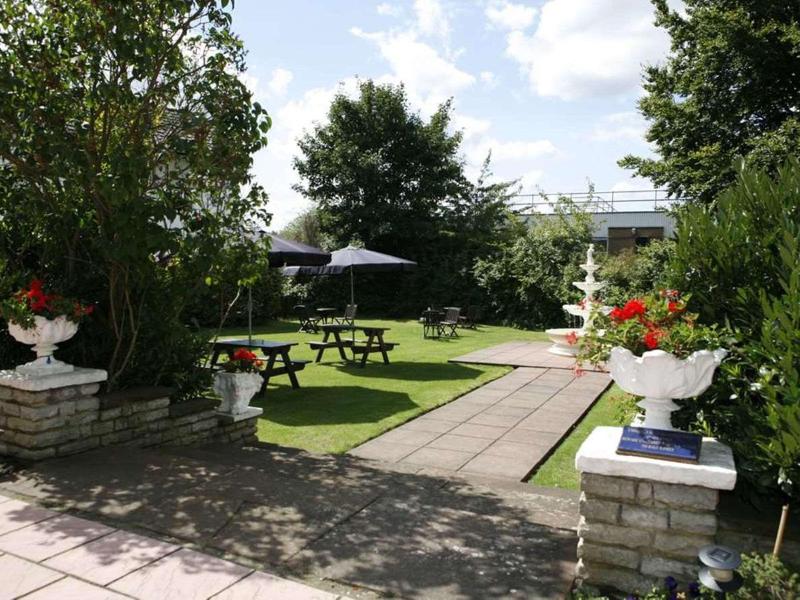 London Croydon Aerodrome Hotel by Sunday - Genel