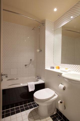 London Croydon Aerodrome Hotel by Sunday fotoÄŸrafÄ±