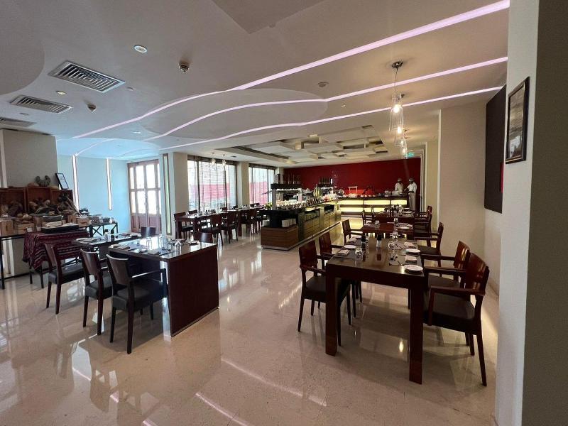 Crowne Plaza Sohar - Restoran
