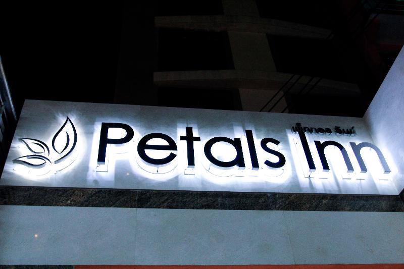 Petals Inn by ZUZU - Genel
