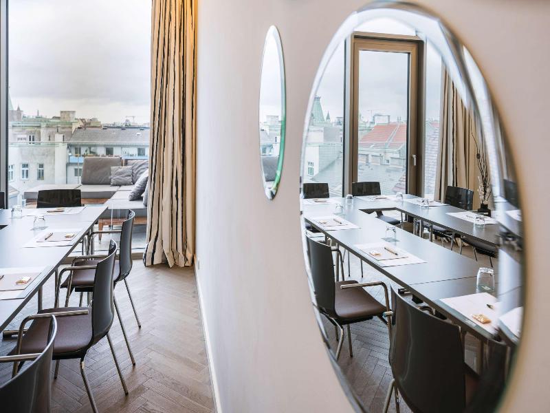 Crowne Plaza Vienna by IHG - Toplantı