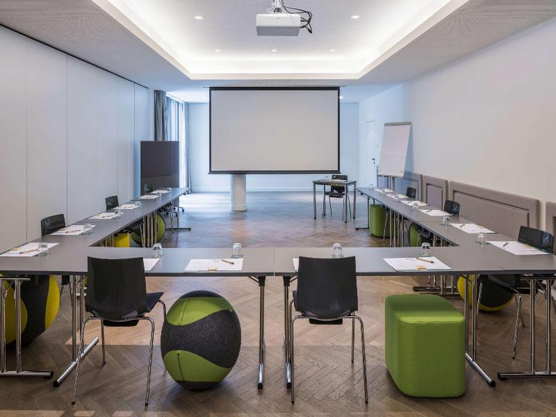 Crowne Plaza Vienna by IHG - Toplantı