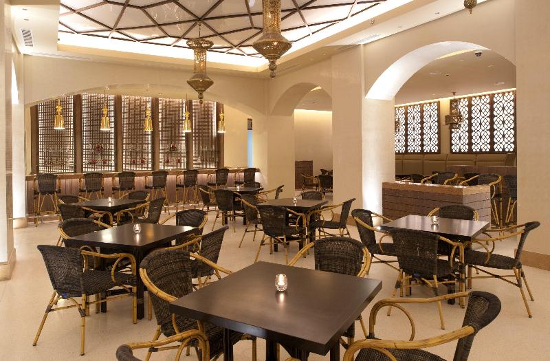 Crowne Plaza Duqm - Bar