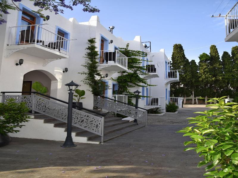 Manuela Hotel - Genel