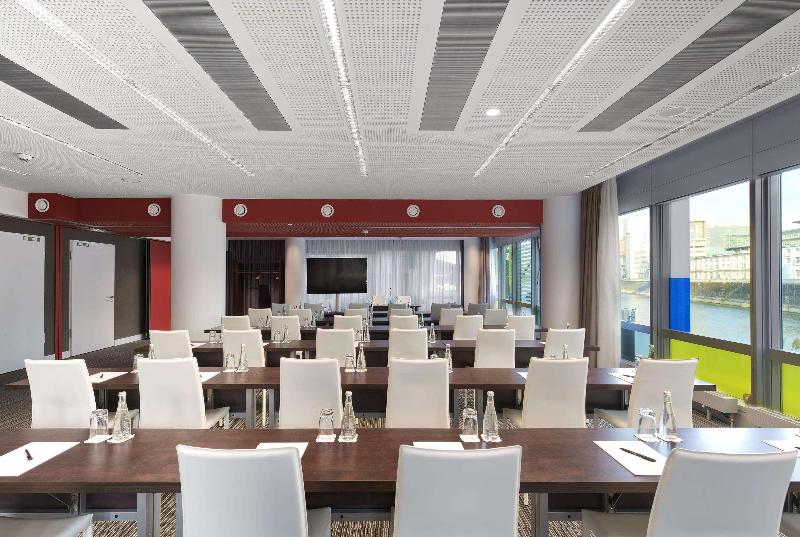 INNSIDE by Meliá Dusseldorf Hafen - Toplantı