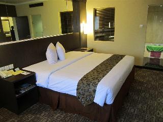 Hotel Polonia Medan Managed by Topotels fotoÄŸrafÄ±