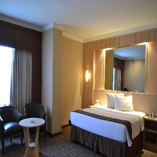 Hotel Polonia Medan Managed by Topotels fotoÄŸrafÄ±