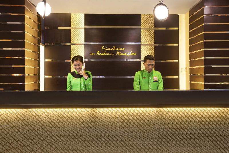 MMUGM Hotel - Lobi