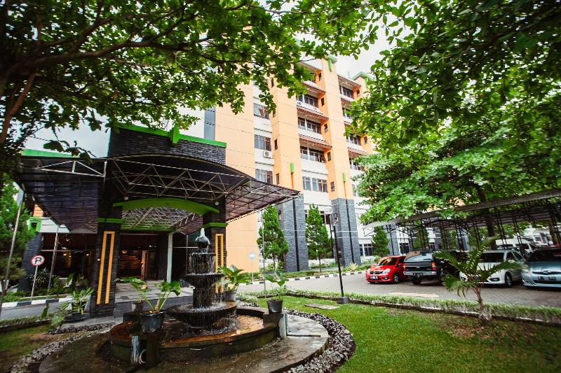 MMUGM Hotel - Genel