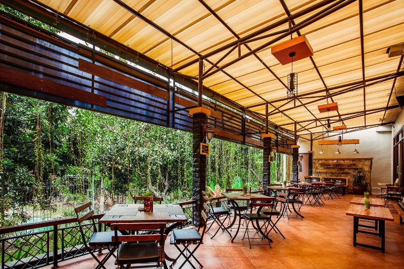 MMUGM Hotel - Teras