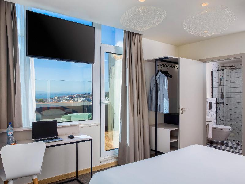 Ibis Styles Lisboa Centro Liberdade Ne - Oda