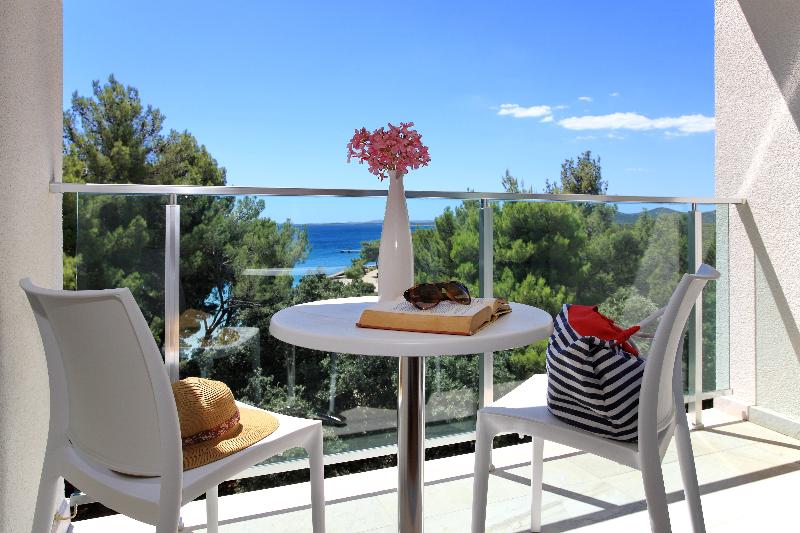 Crvena Luka Resort - Genel
