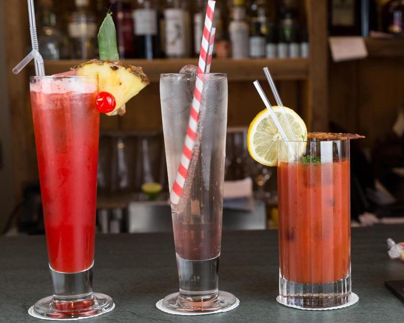 Lamplighter Dining Rooms - Bar