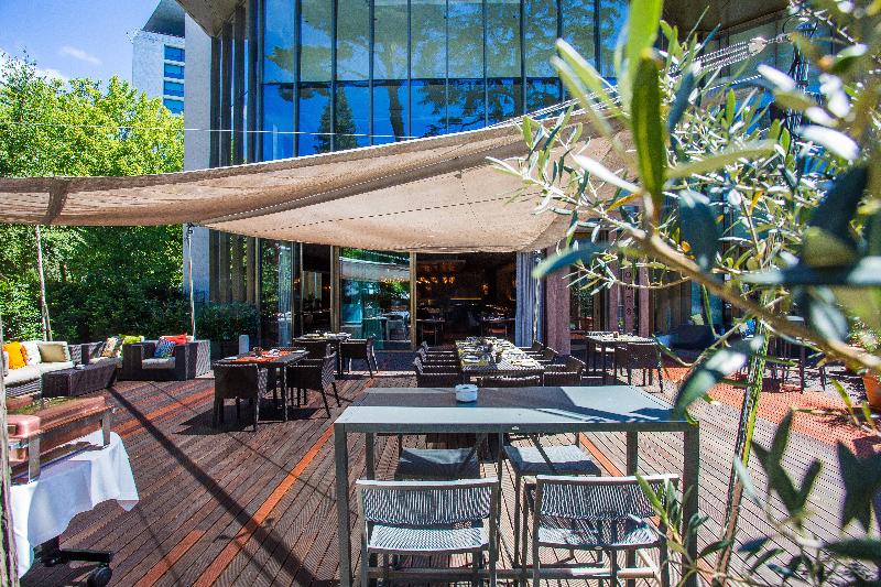 Crowne Plaza Porto - Teras