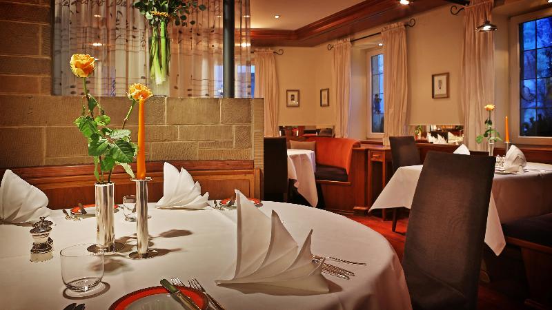 Adler Asperg - Restoran