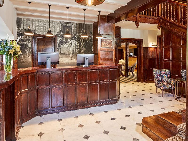 Cromwell Hotel Stevenage - Lobi