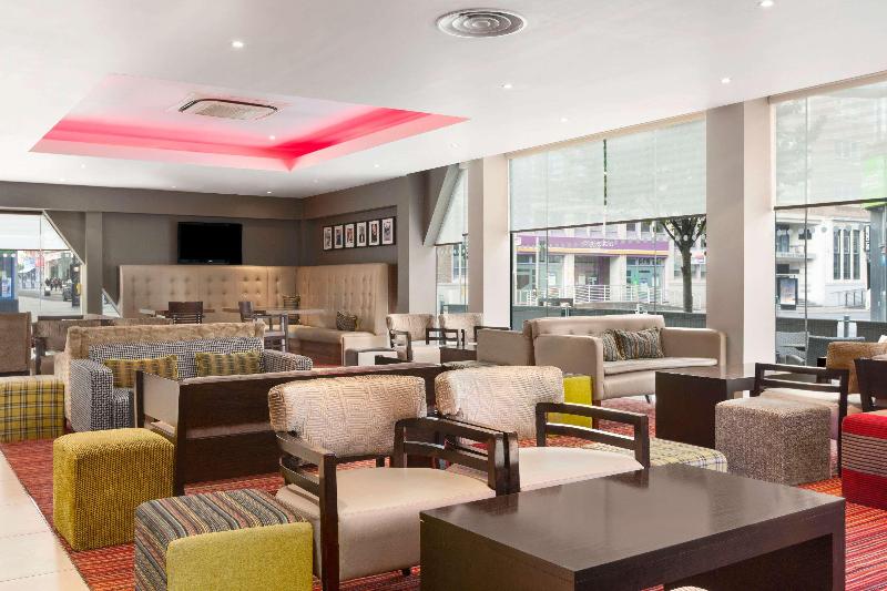 Ramada Encore Leicester - Lobi