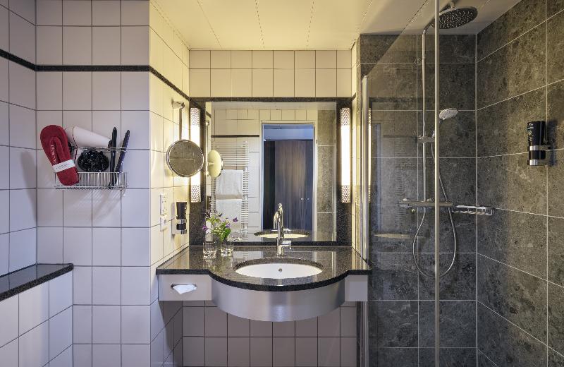 Leonardo Royal Hotel Dusseldorf Konigsallee - Oda