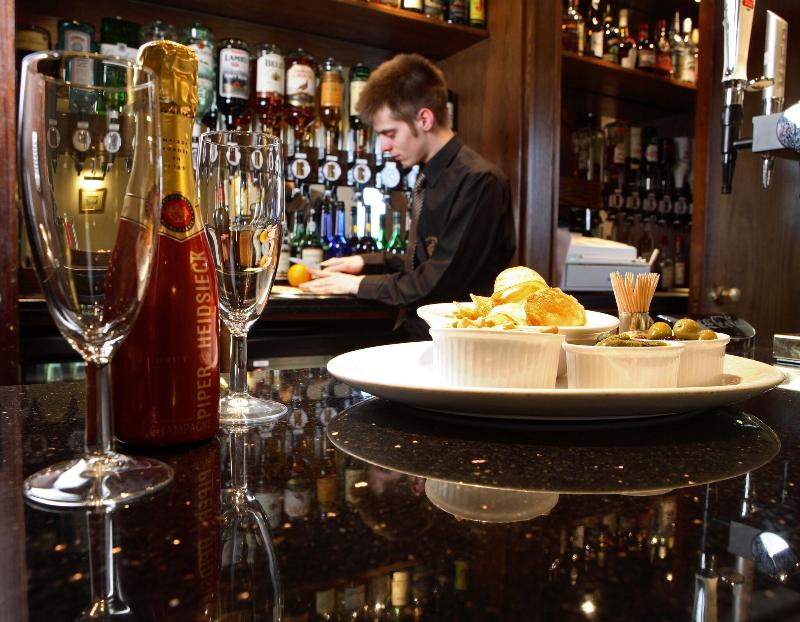 Imperial Hotel - Bar