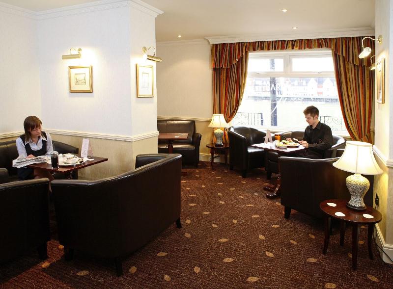 Imperial Hotel - Lobi