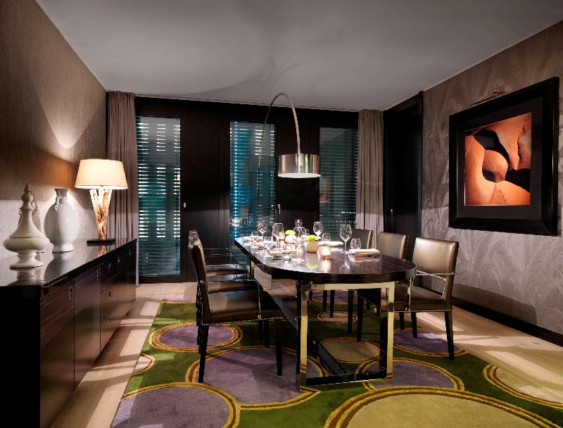 Hyatt Regency Dusseldorf - Oda