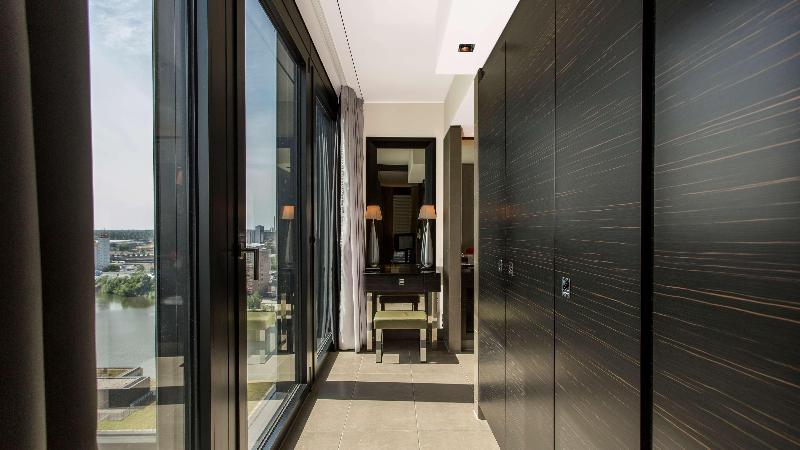 Hyatt Regency Dusseldorf - Oda