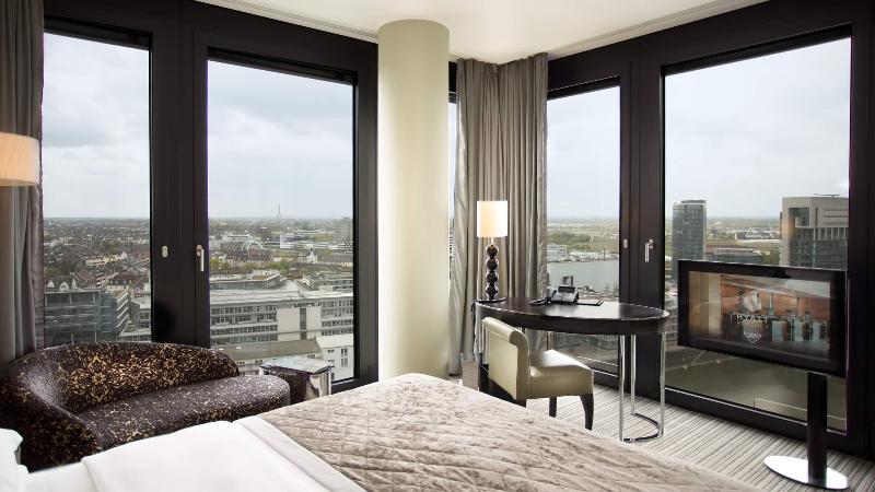 Hyatt Regency Dusseldorf - Oda