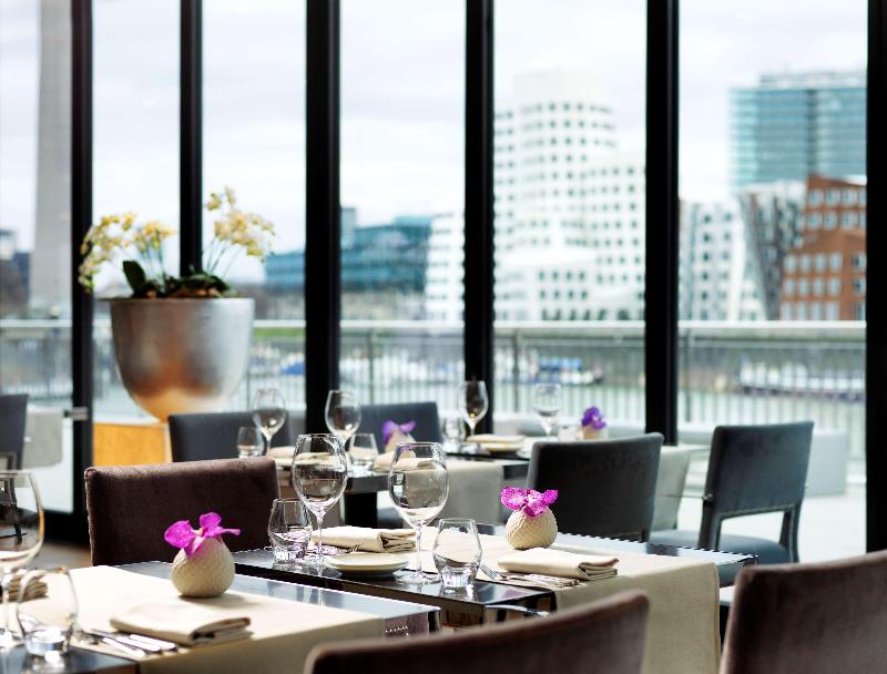 Hyatt Regency Dusseldorf - Restoran