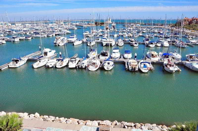 Las Suites de Puerto Sherry - Genel