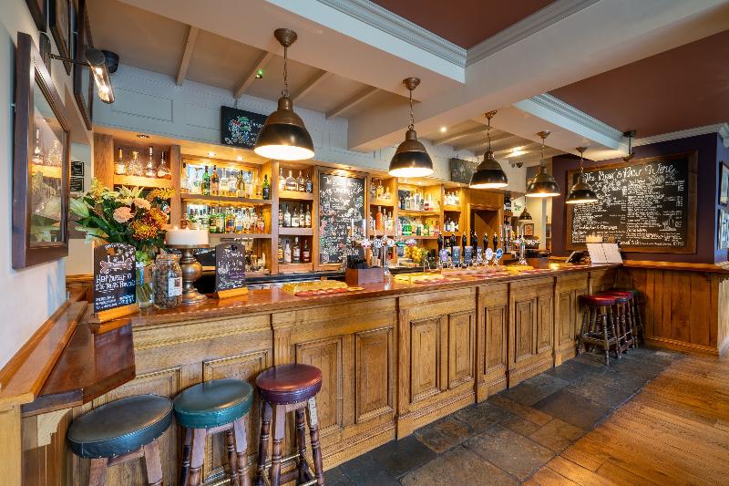 The Bears Paw Inn - Lobi