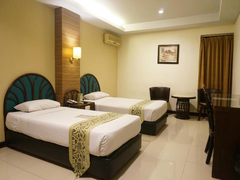Losari Beach Makassar - Oda