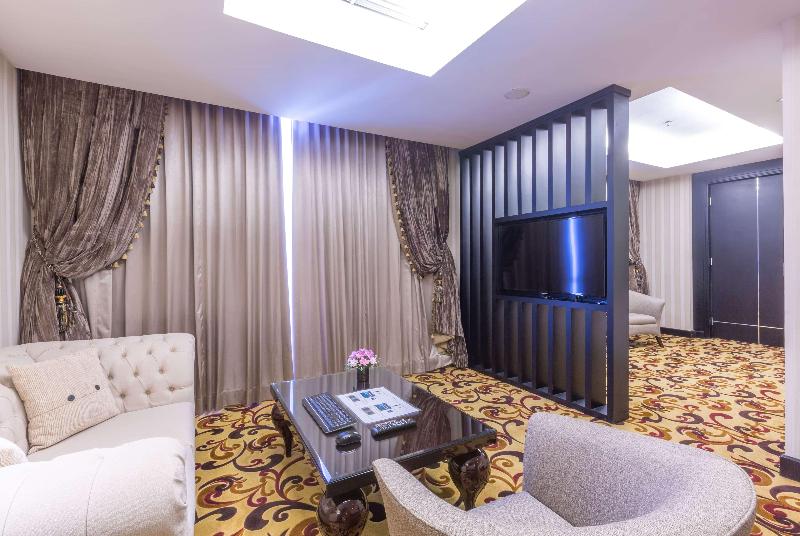 Wyndham Surabaya - Oda