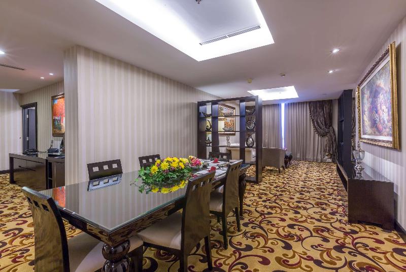 Wyndham Surabaya - Oda